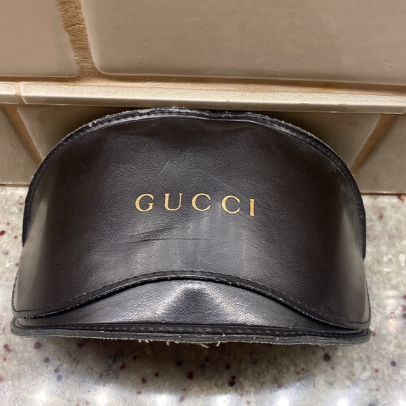 Gucci Gold Buckle Gradient Sunglasses - Picture 8 of 10